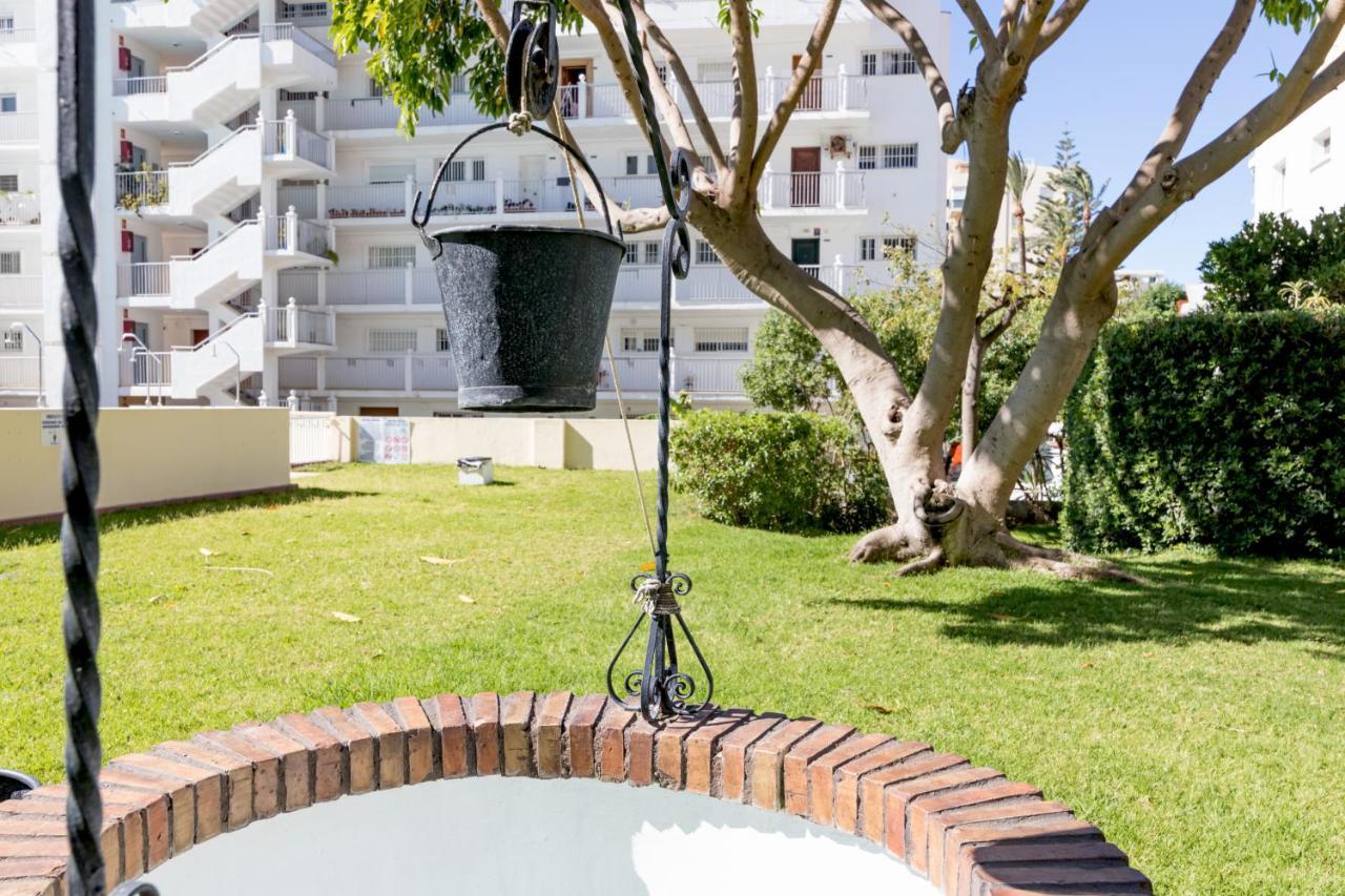 Bhost - Roca Castle Apartamento Torremolinos Exterior foto